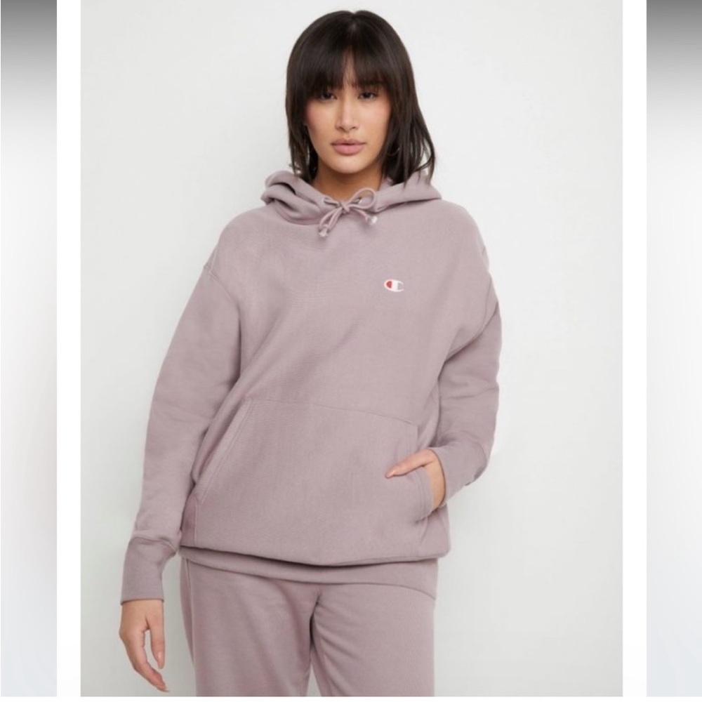 Champion Reverse Weave Vintage
Mauve Hoodie